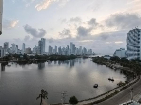 Mundo Turístico Esplendor del Laguito en zona turística del barrio El Laguito